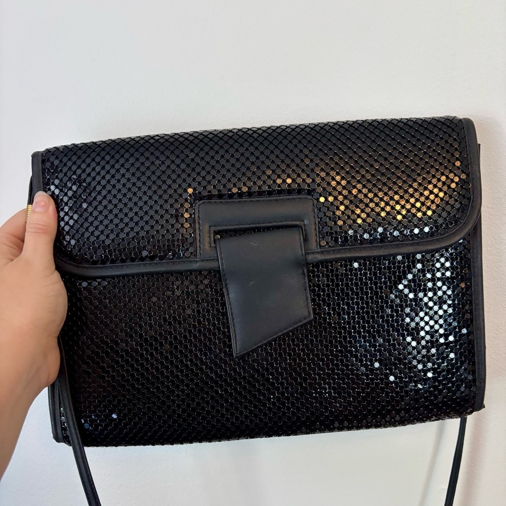 Whiting & Davis black mesh purse / clutch with removable strap - Picture 7 of 10